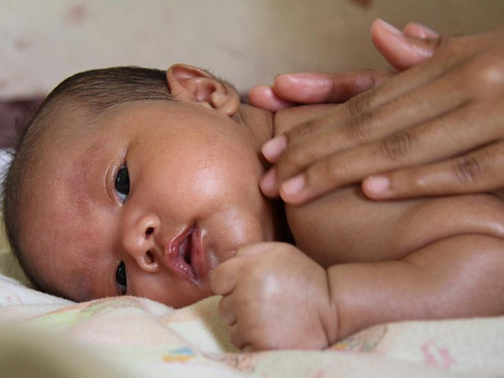 Why Should We Massage The Newborn Babies With Oil?